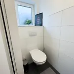 Klassen Apartments! Stadtnahes Ferienhaus* Mit Terrasse In * Fuer 6-8 Personen Дом отдыха *