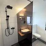 Klassen Apartments! Stadtnahes Ferienhaus* Mit Terrasse In * Fuer 6-8 Personen Дом отдыха Аулендорф