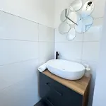 Klassen Apartments! Stadtnahes Ferienhaus* Mit Terrasse In * Fuer 6-8 Personen *