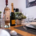 Klassen Apartments! Stadtnahes Ferienhaus* Mit Terrasse In * Fuer 6-8 Personen * Аулендорф