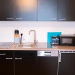 Klassen Apartments! Stadtnahes Ferienhaus* Mit Terrasse In * Fuer 6-8 Personen * Аулендорф