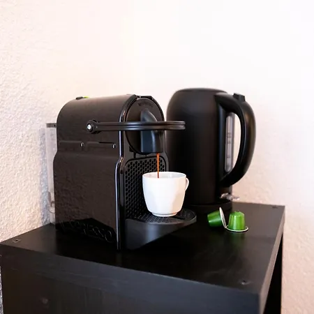 Klassen Apartments! Stadtnahes Ferienhaus* Mit Terrasse In * Fuer 6-8 Personen Hébergement de vacances *