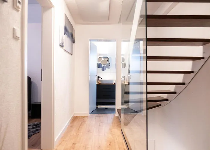 Dom wakacyjny Klassen Apartments! Stadtnahes Ferienhaus* Mit Terrasse In * Fuer 6-8 Personen