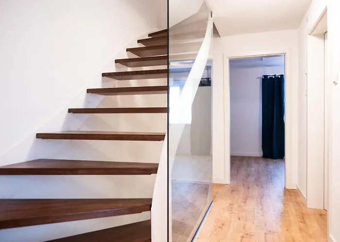 Dom wakacyjny Klassen Apartments! Stadtnahes Ferienhaus* Mit Terrasse In * Fuer 6-8 Personen