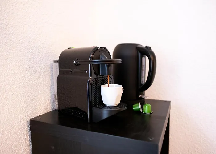 Klassen Apartments! Stadtnahes Ferienhaus* Mit Terrasse In * Fuer 6-8 Personen Dom wakacyjny *